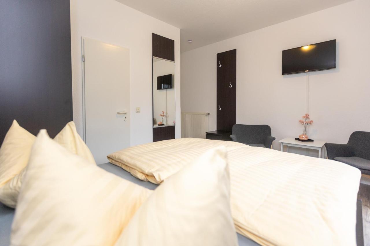 Pension Zum Lindeneck Lübz Εξωτερικό φωτογραφία